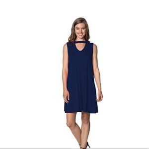 Keyhole neckline sleeveless swing dress